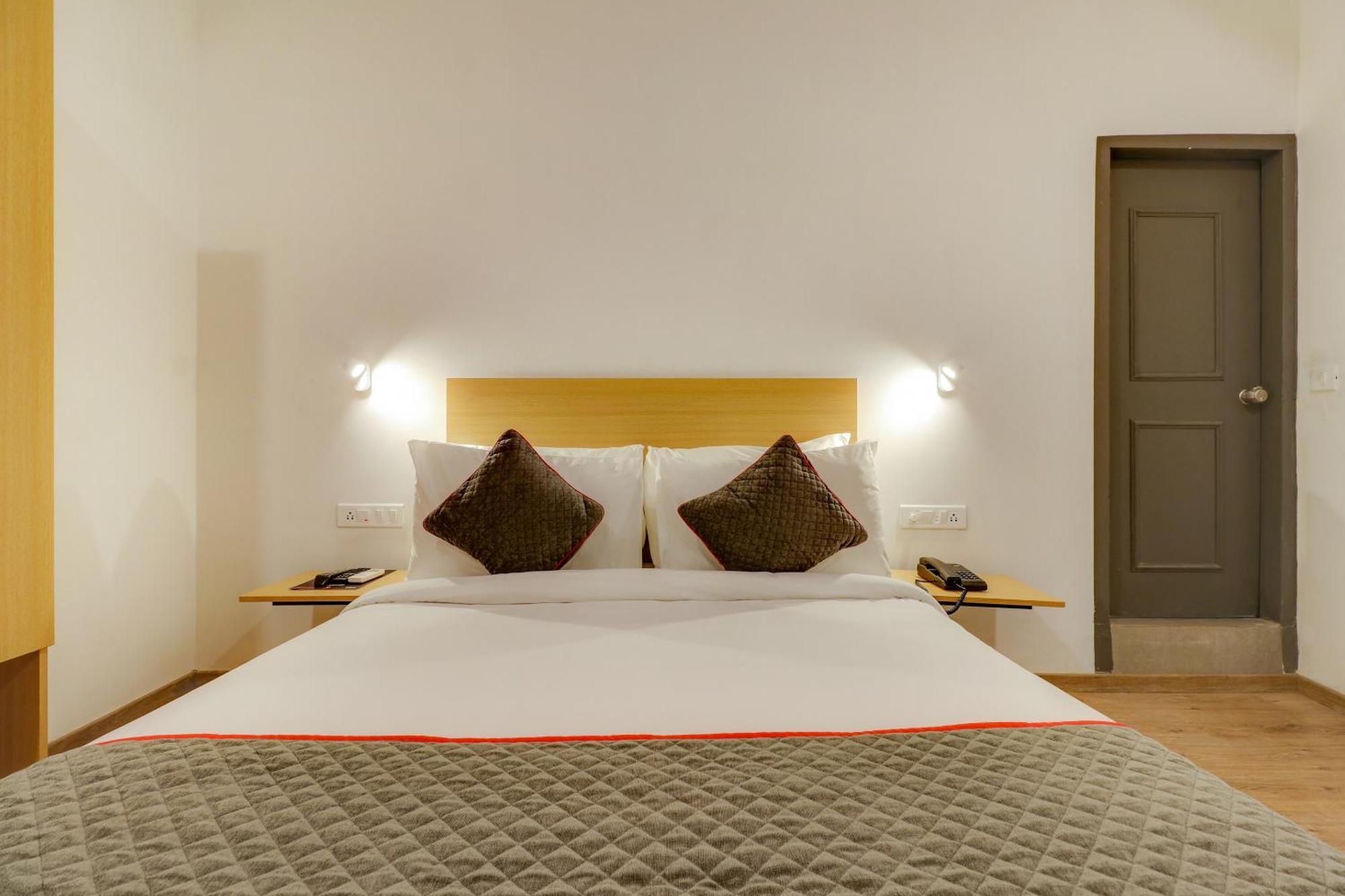 Hotel Townhouse Woodland Nagpur Esterno foto