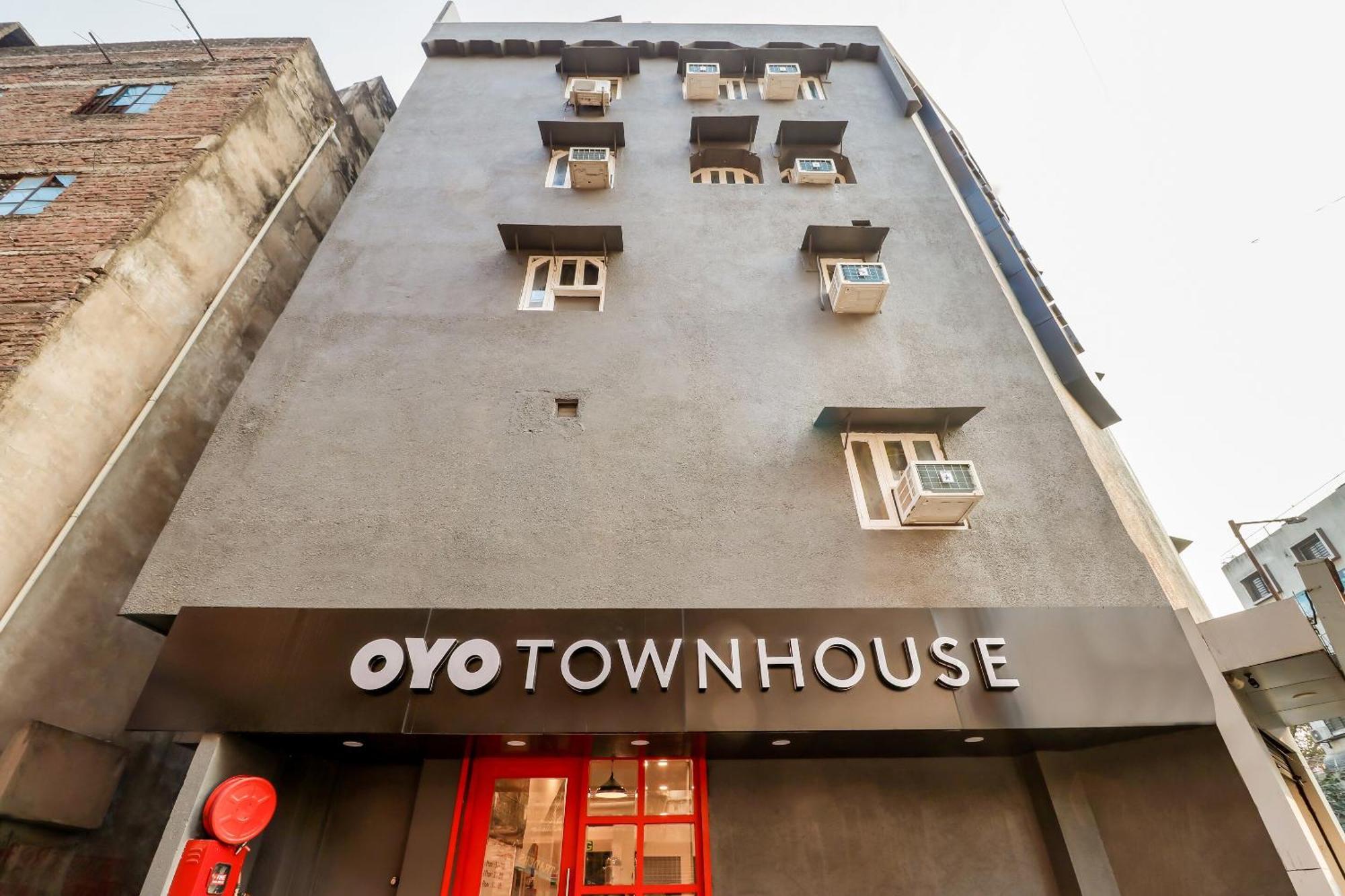Hotel Townhouse Woodland Nagpur Esterno foto